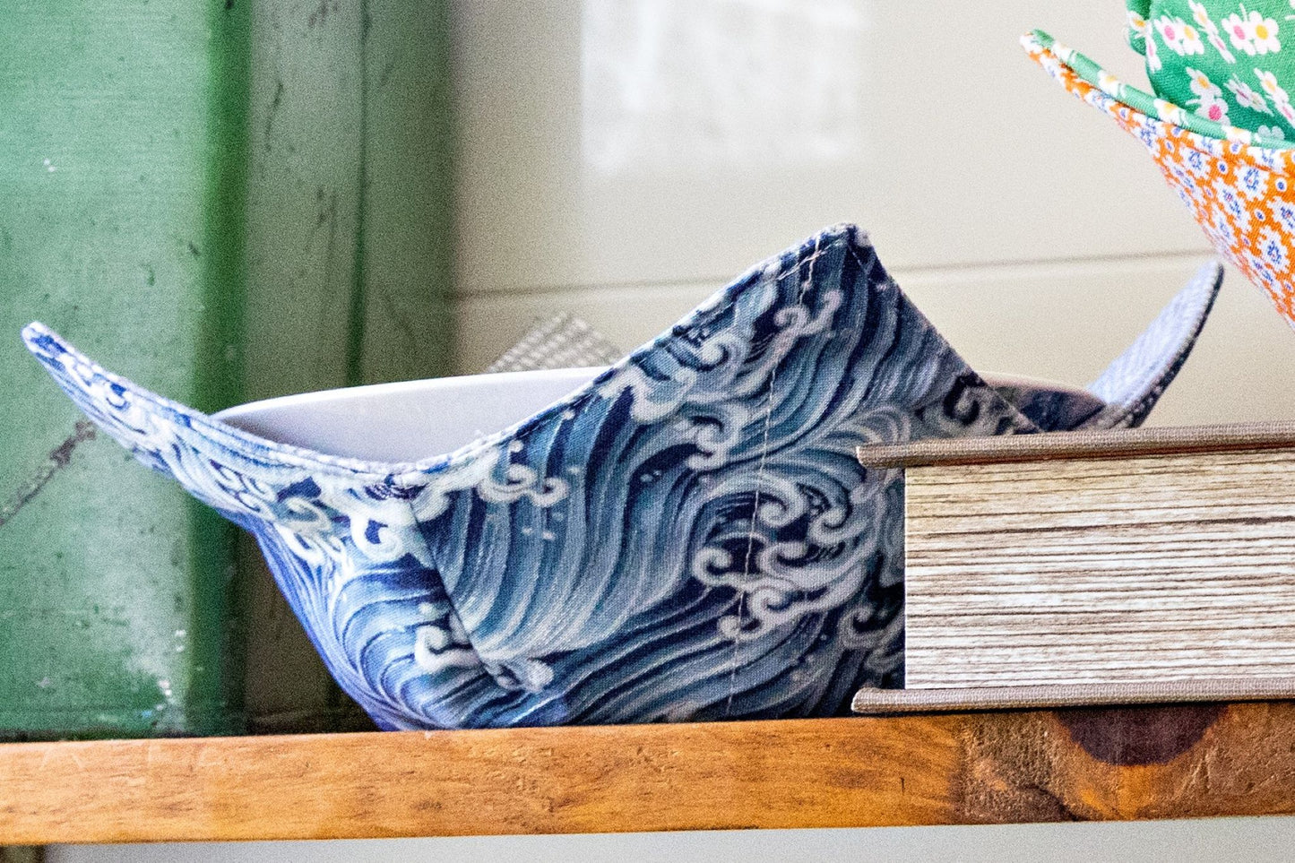 Blue Wave Bowl Cozy